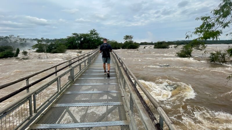 Der Weg über die Wasserfälle