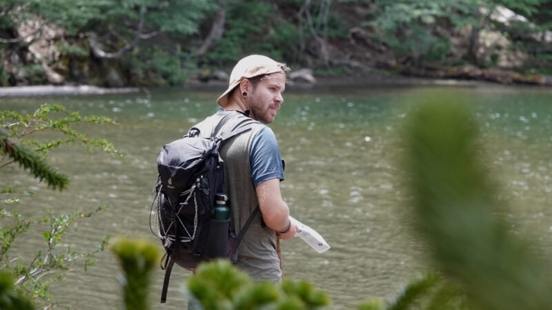 Kurzer Stopp am See - El Cañi Naturschutzgebiet