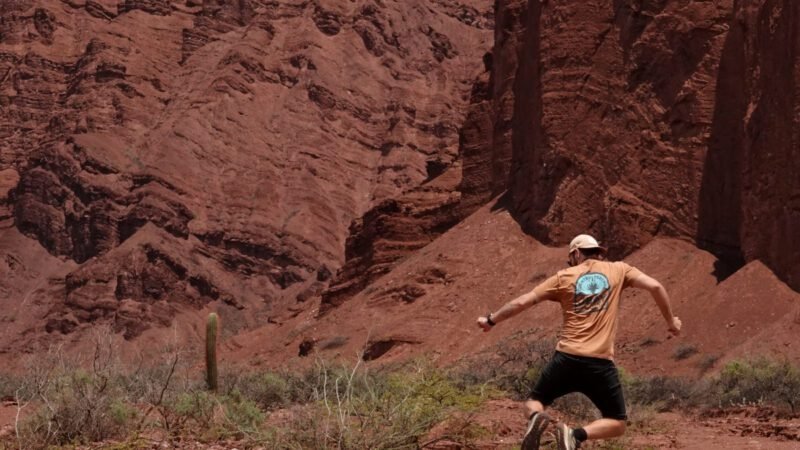 Janek freut sich über den verlassenen Canyon