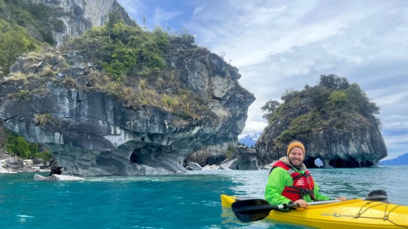Mit Kajak bei den Marble Caves