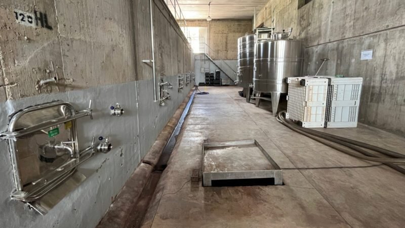 Der Weinkeller vom Rincón Gieco Weingut