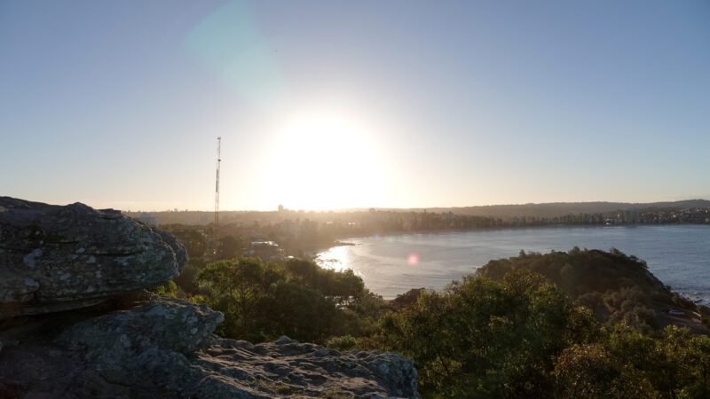 Abenddämmerung am Manly Beach mit fantastischem Licht