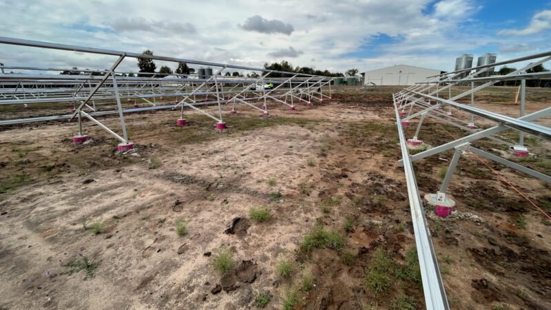 Auch "kleine" Solarfarmen haben wir aufgebaut..